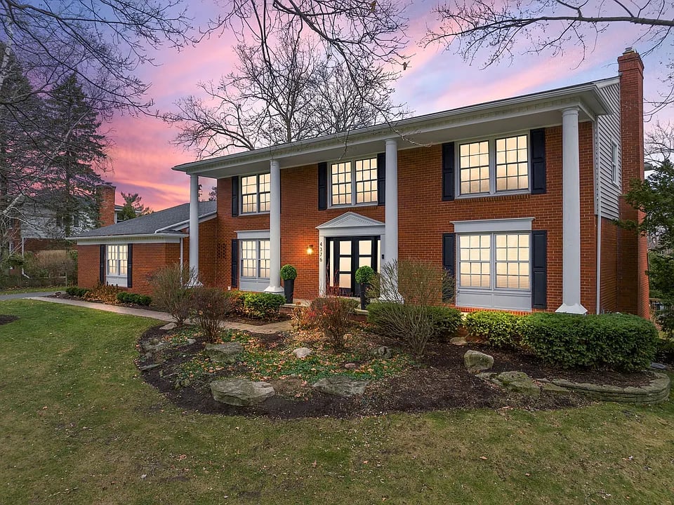 4376 Barchester Dr