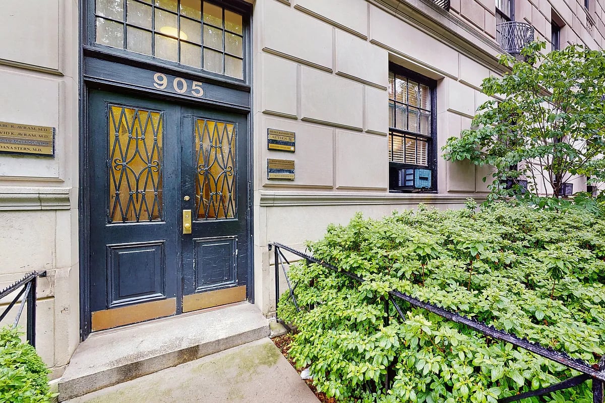 905 5th Ave | Unit 1AD