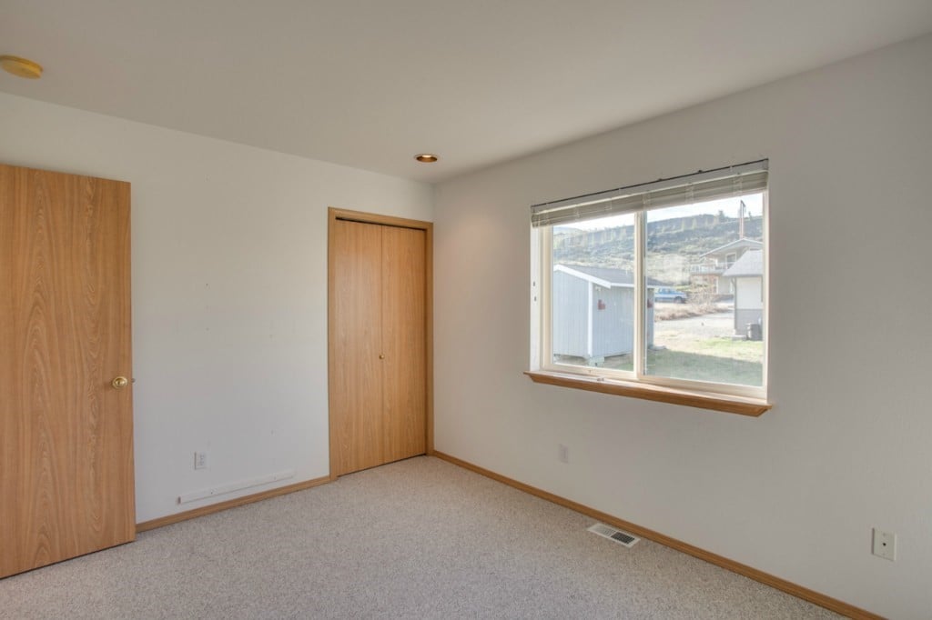 170 E Emerson Dr