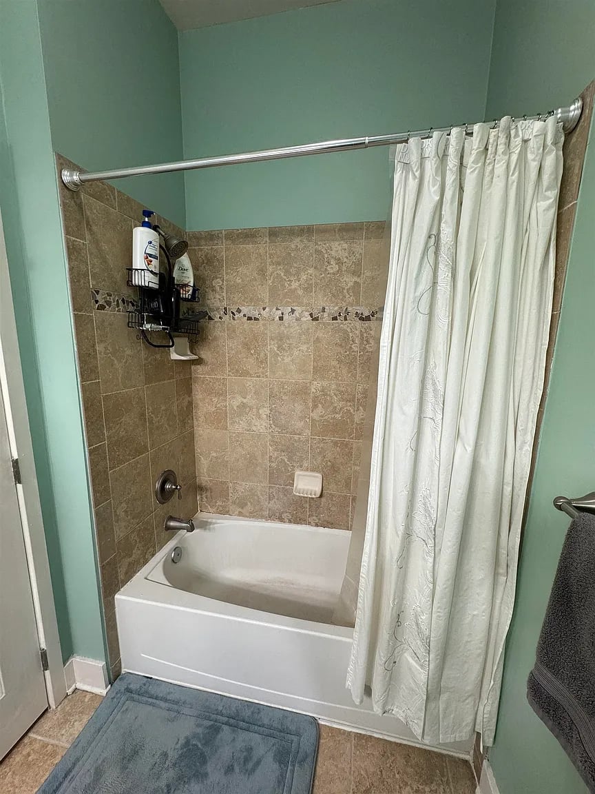 3 Greenwich Dr #89