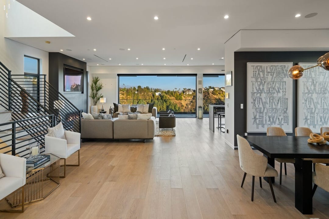 Aurelian Crest, Linda Flora Dr, 90049