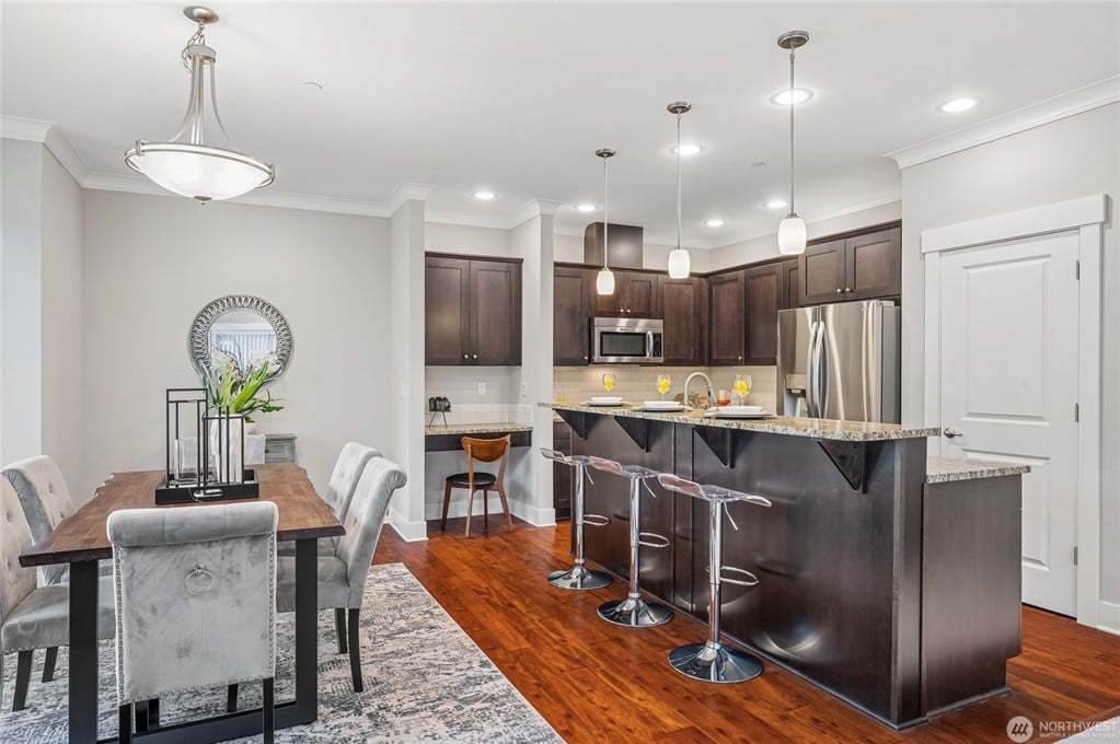 900 228th Avenue NE Unit: 16C