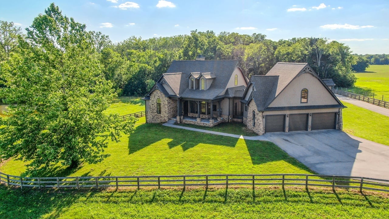 3162 Franklin Pike