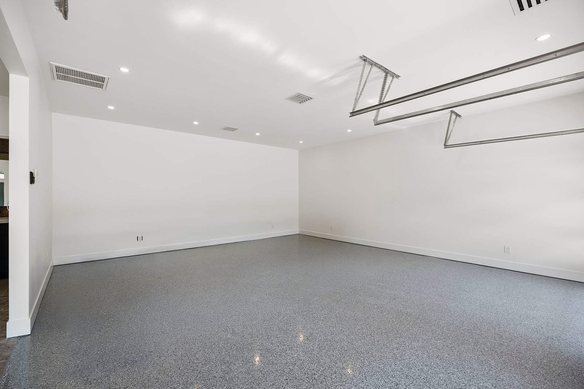 3500 E LINCOLN Drive 26