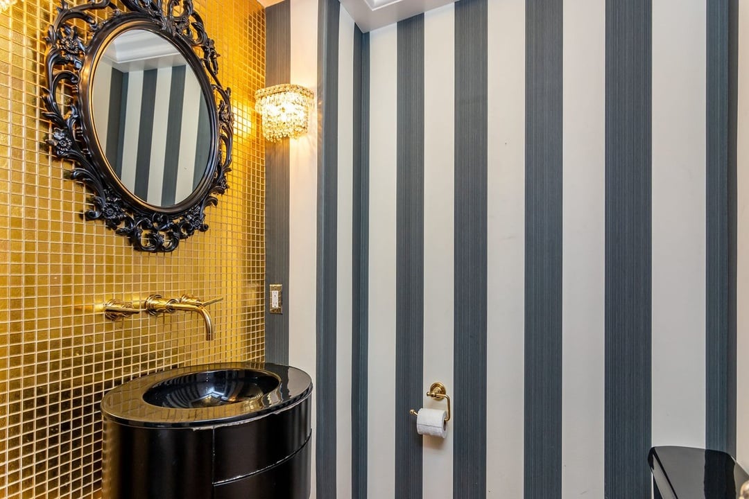 Mulholland Drive, 90068