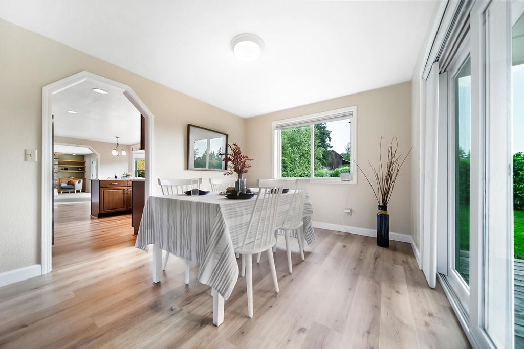 3055 NW Colonial Lane