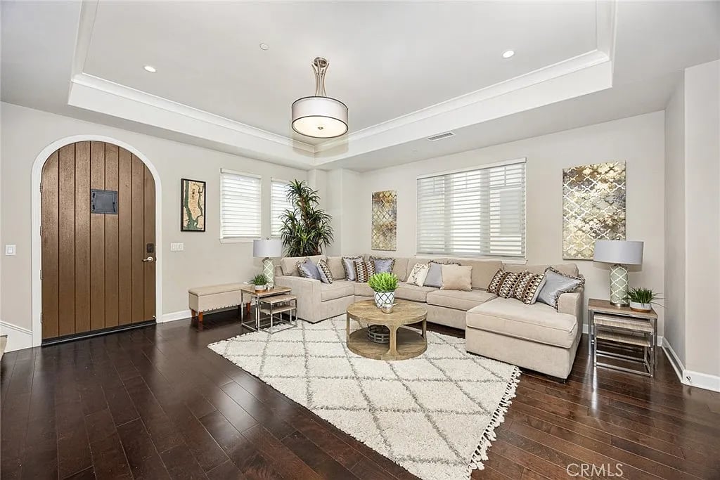 1068 Sunset Blvd #A