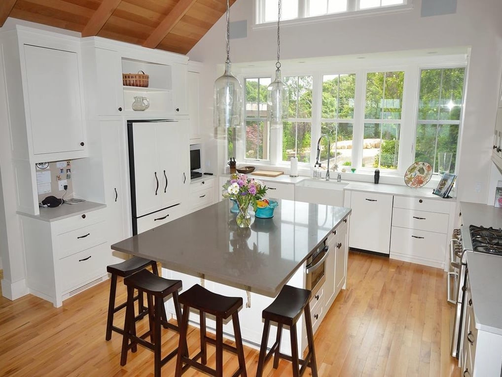 39 Naushon Rd