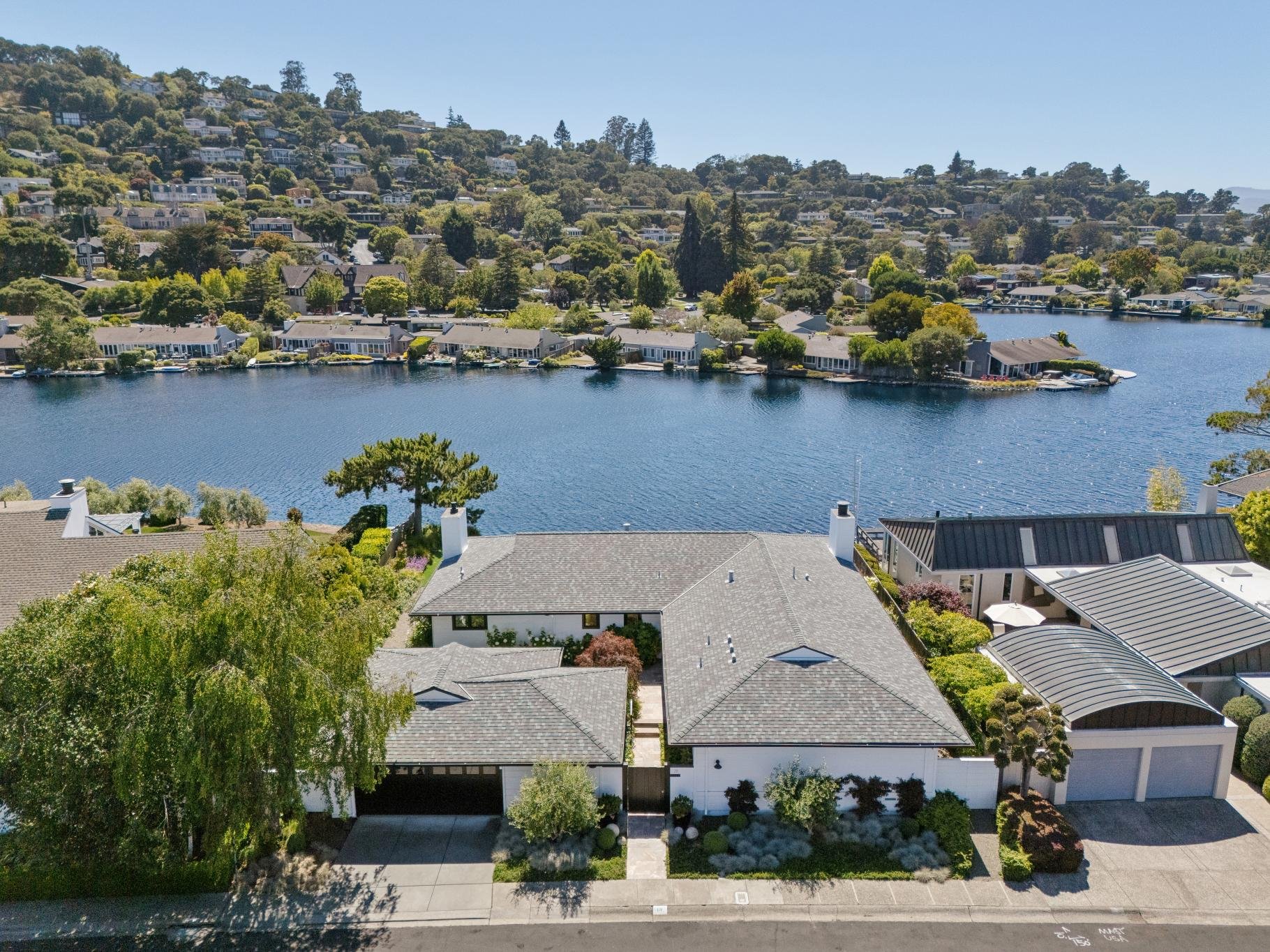 19 Peninsula