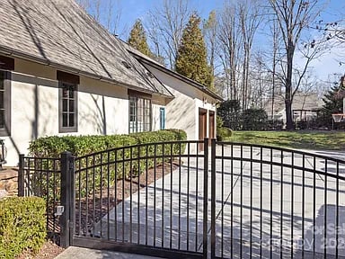 16605 America Cup Rd