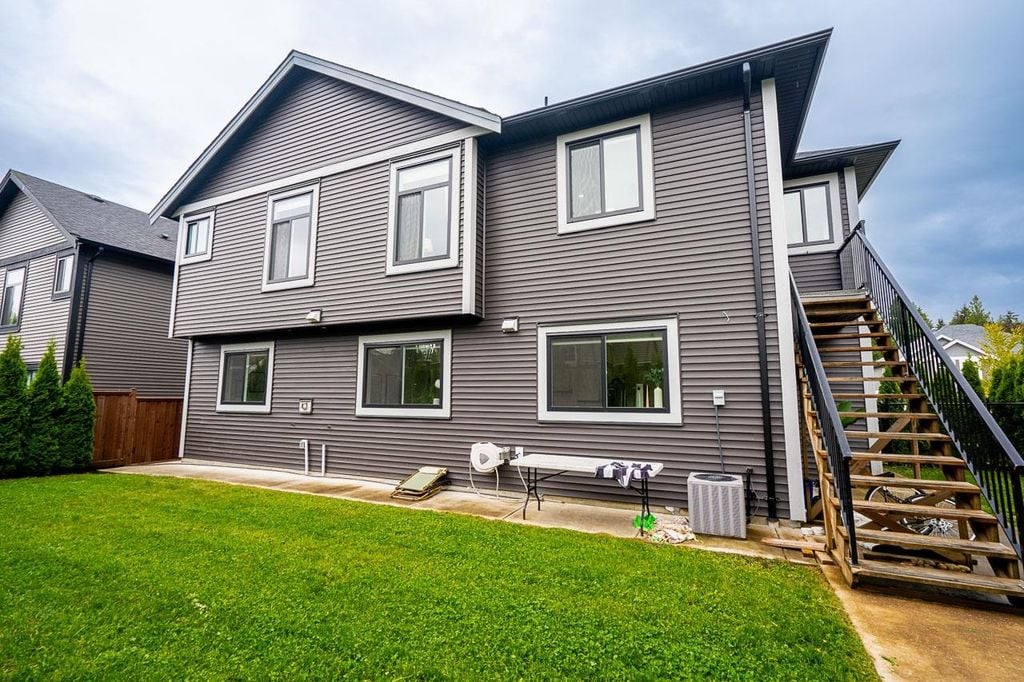 8830 Wooler Terr