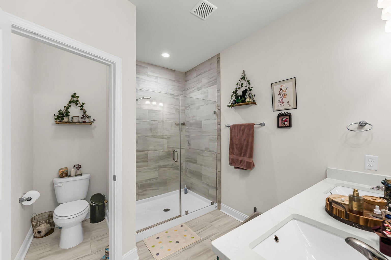 2336 Watchtower Ln