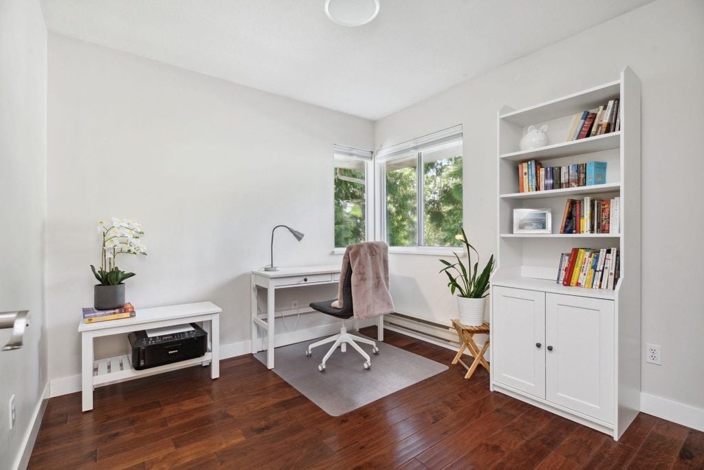 181 Ravine Dr, #20