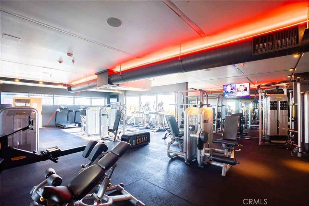 6250 Hollywood Blvd, #14F