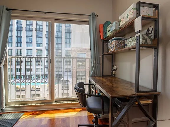 450 J St #7091