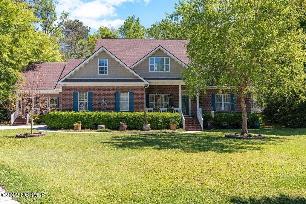 335 Windsong Rd