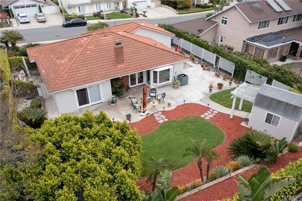 25251 Remesa Dr