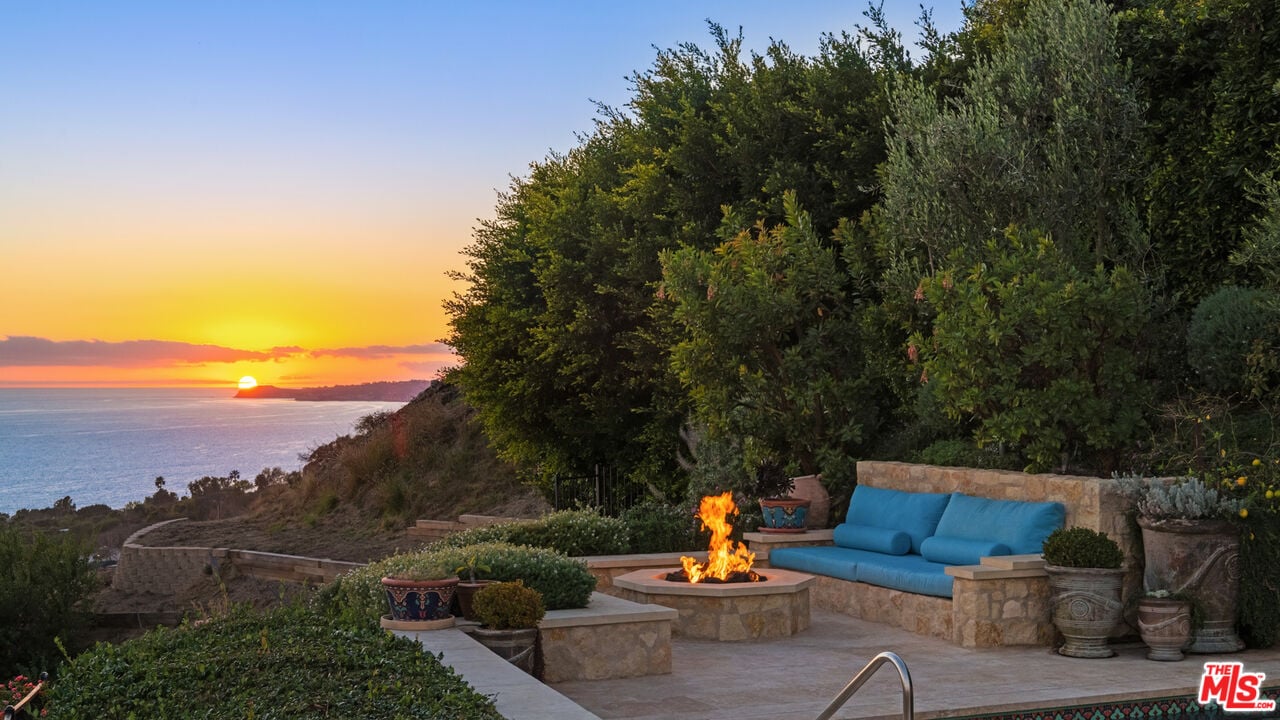 Aurex Estate, Blue Dane Ln, 90265