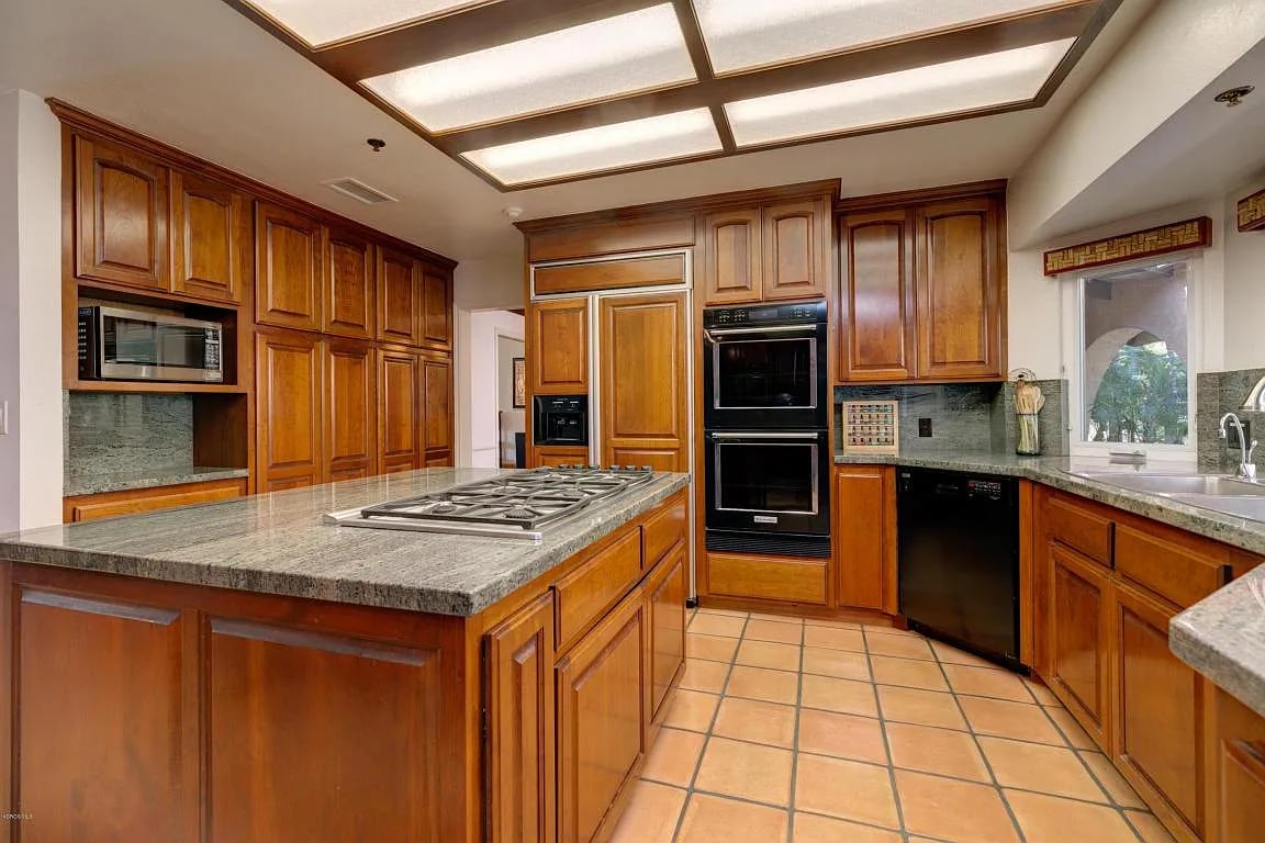 11410 Highridge Ct