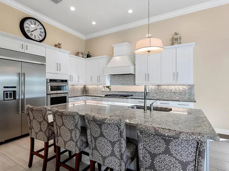 150 Carmela Ct