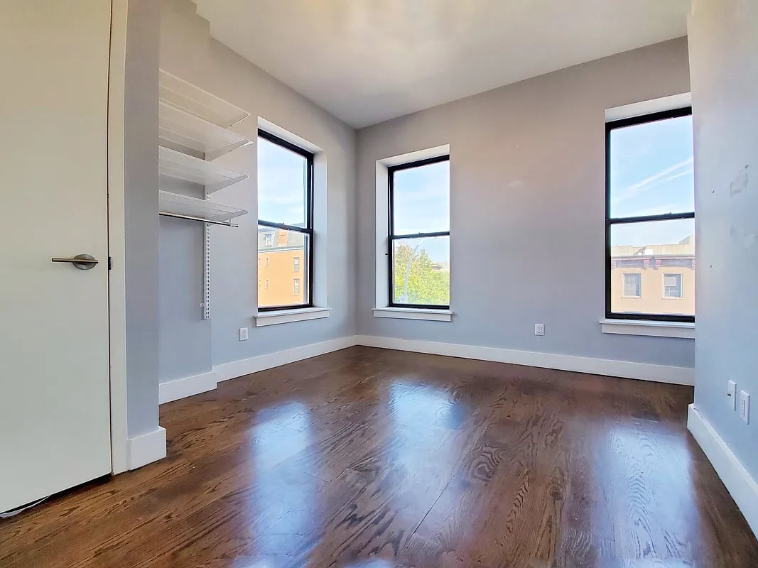 160 Quincy Street 3F