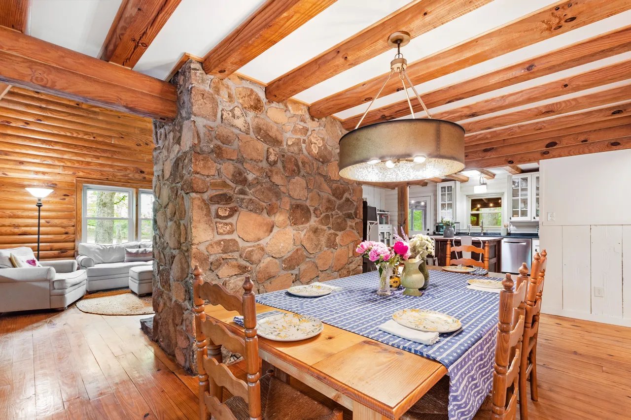 544 Oak Hill Rd