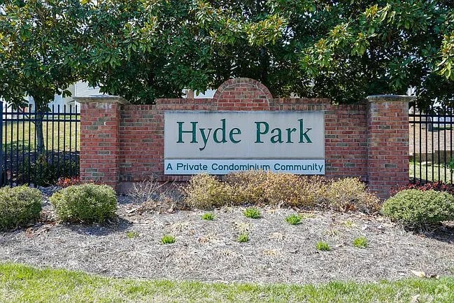 9972 Hyde Glen Ct