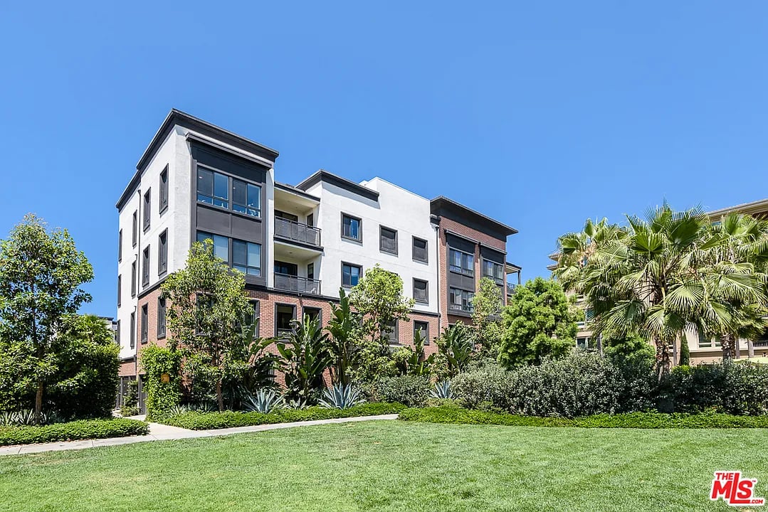 12875 Runway Rd, Apt 5