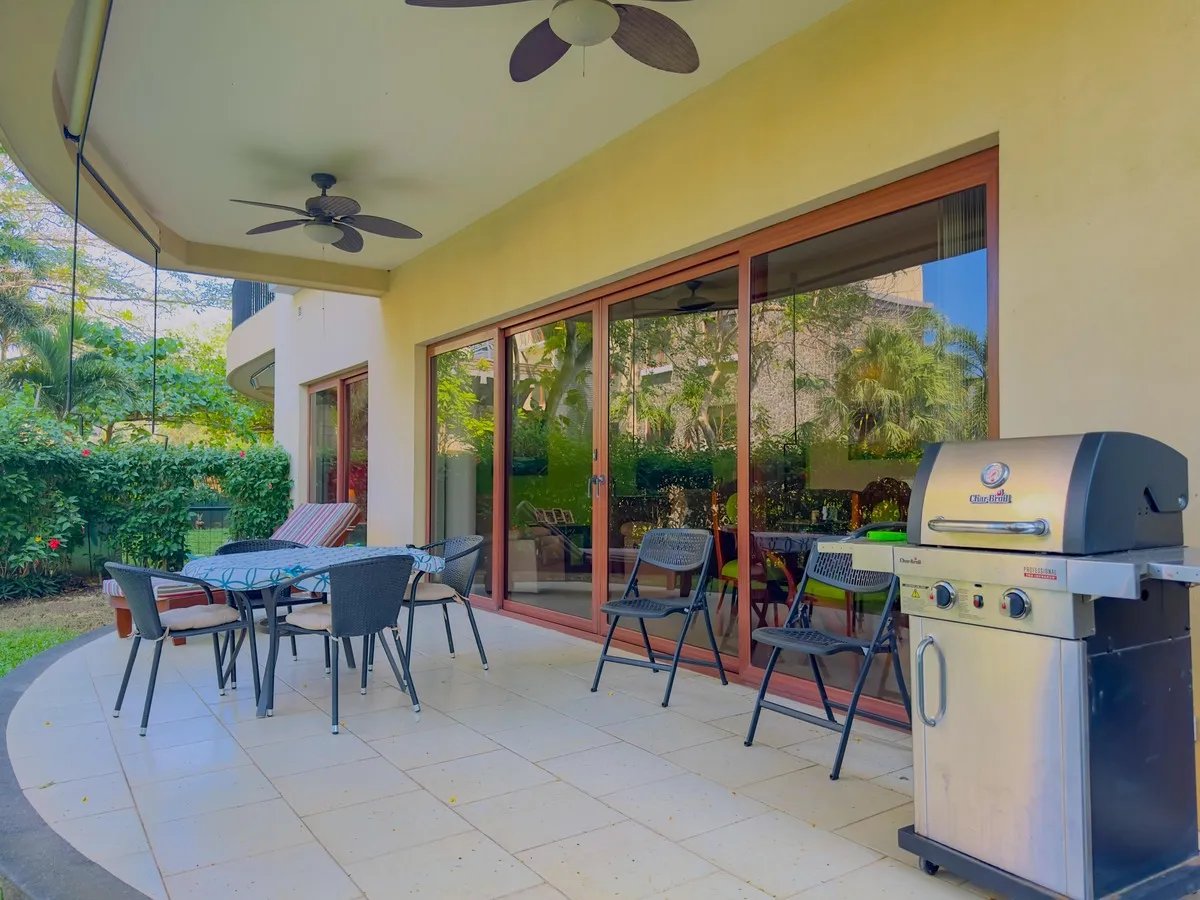 Ground Level Condo with a Yard