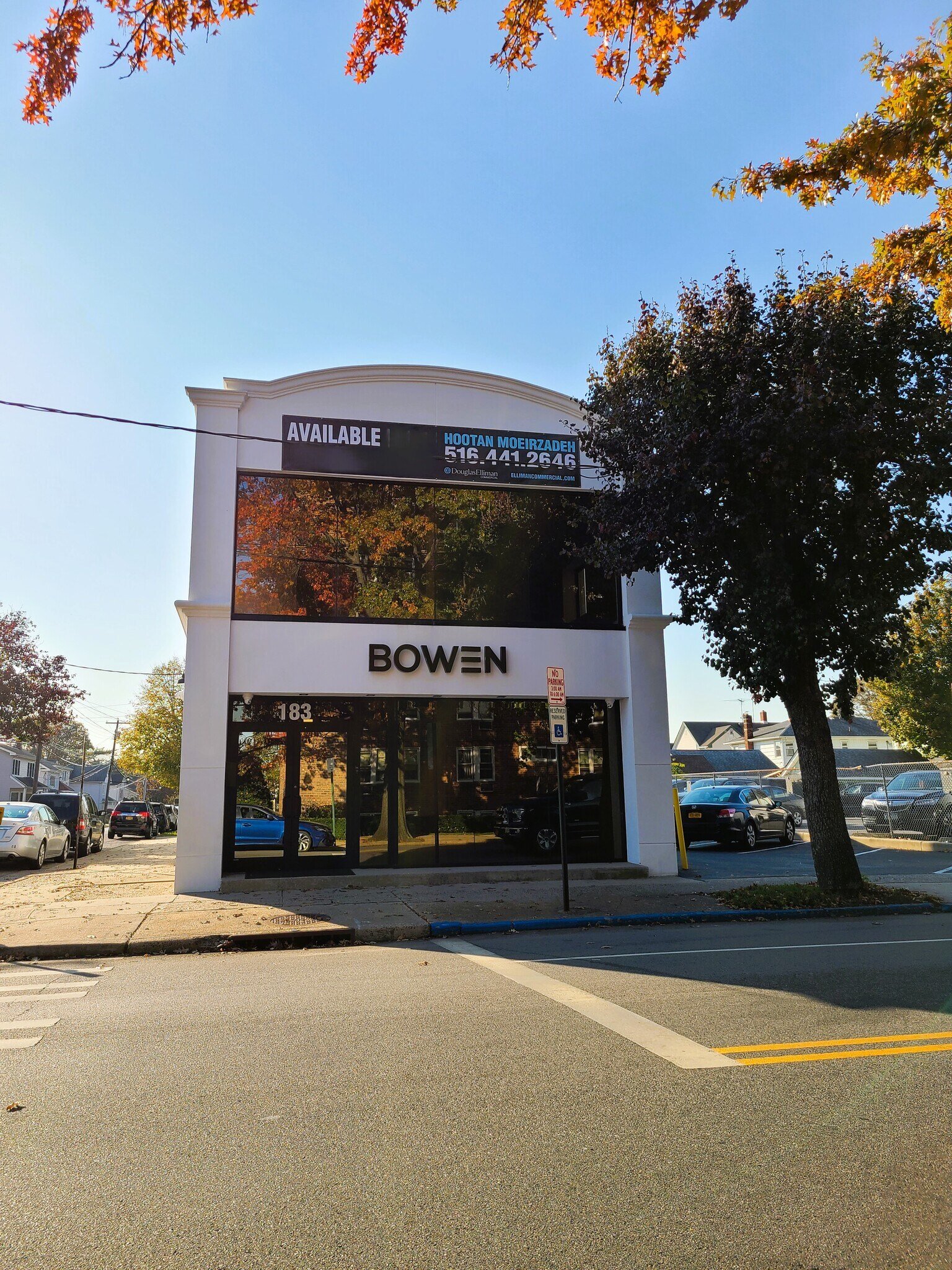 183 Mineola Blvd