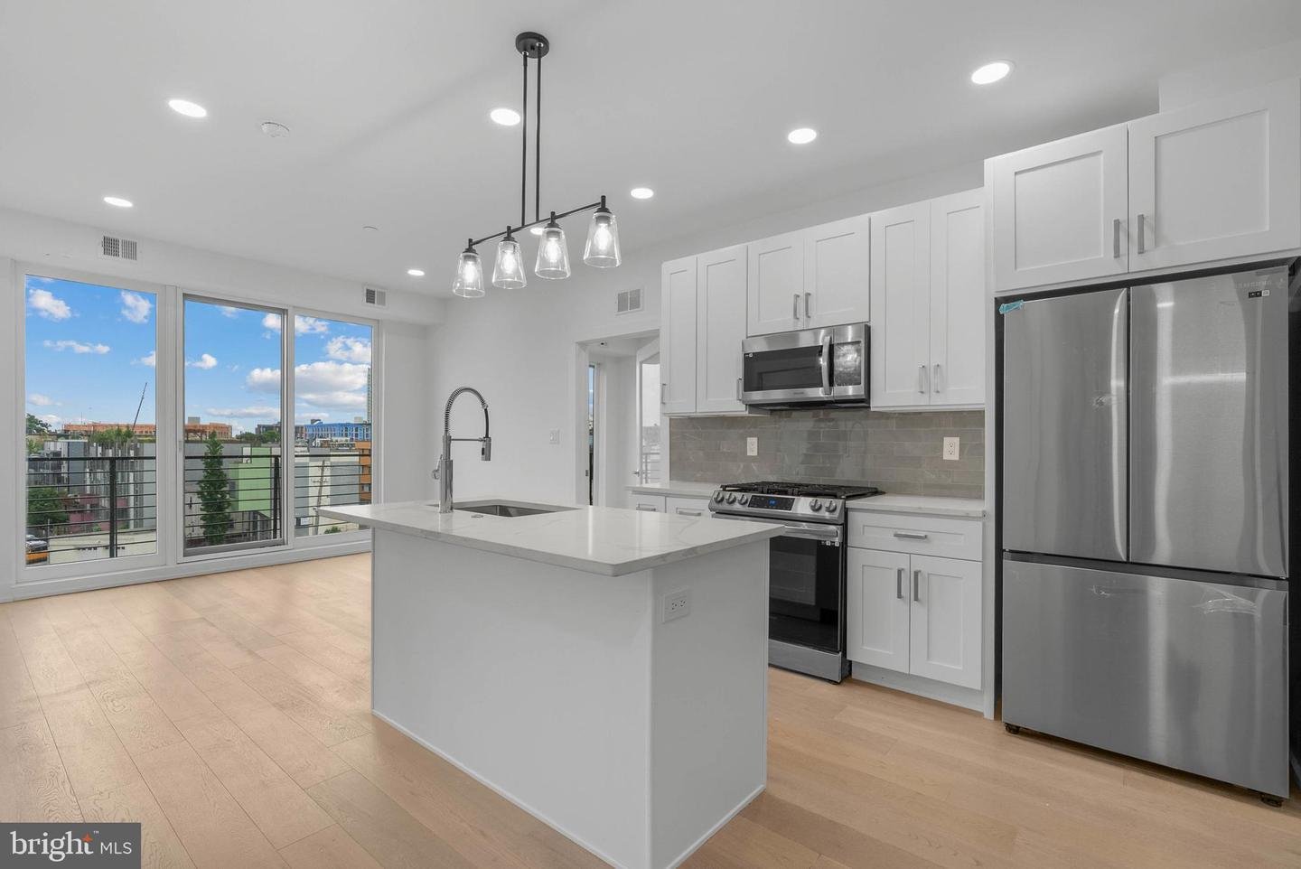 950 N 2nd St #UNIT 5C, Philadelphia, PA 19123