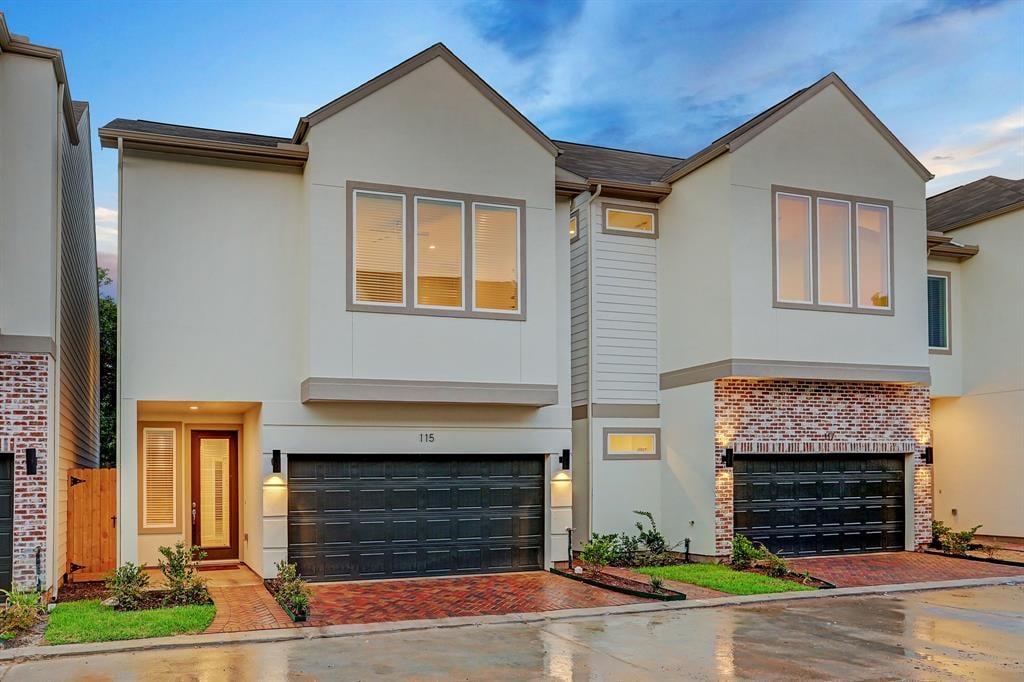 149 Knightsbridge Park Ln