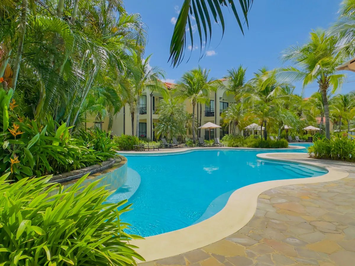 Pacifico Townhouse #101