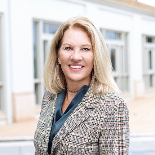 Stacy Smith Rancho Santa Fe, CA Real Estate Agent Headshot