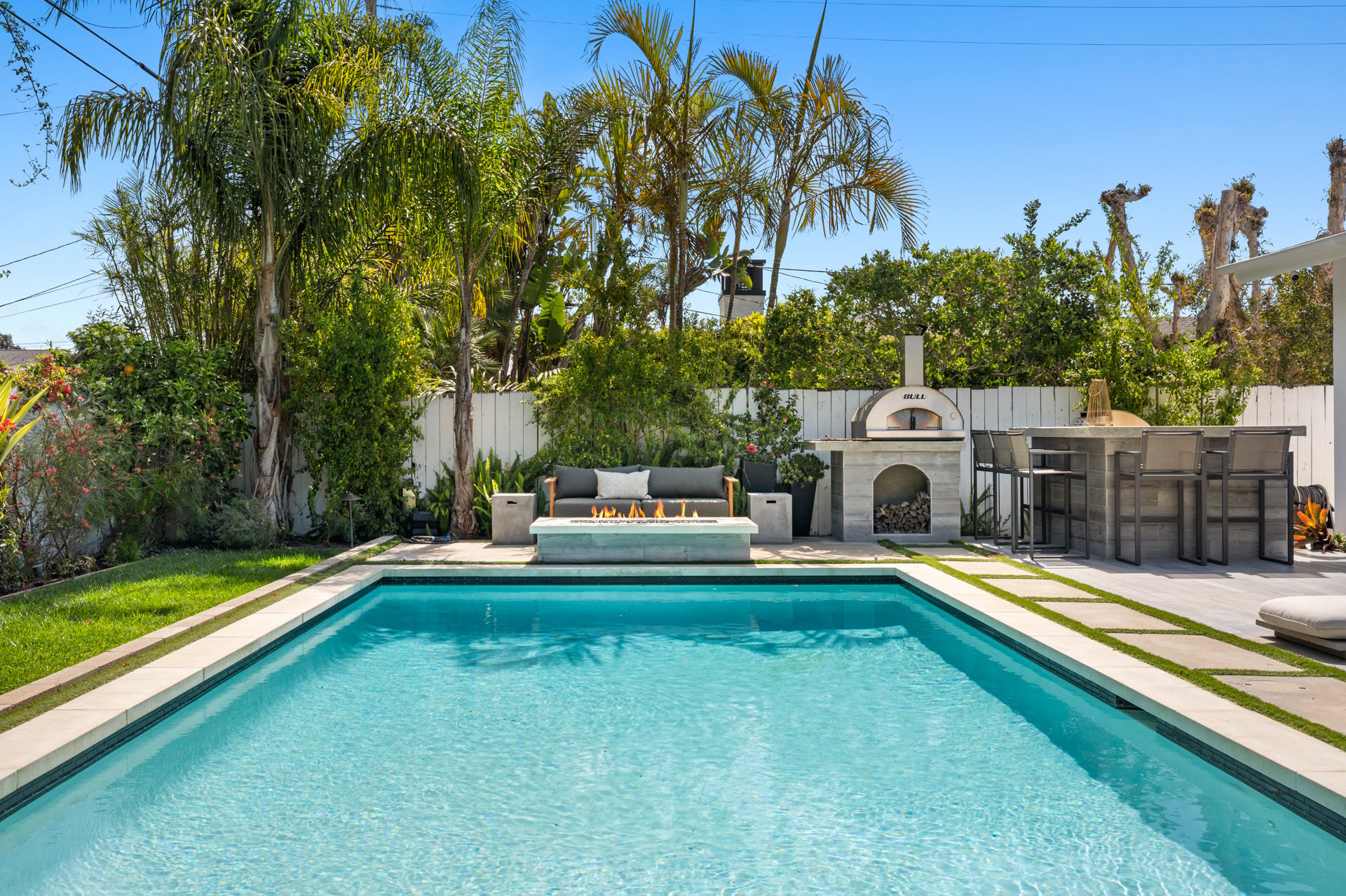 Eastside Expanded Pool Home 