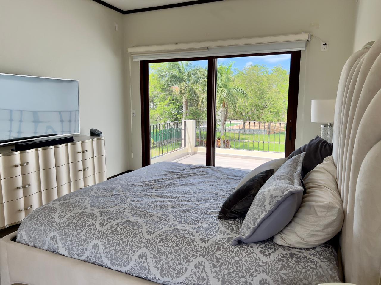 LUXURY HOUSE for SALE, in gated community, Cancun Centro