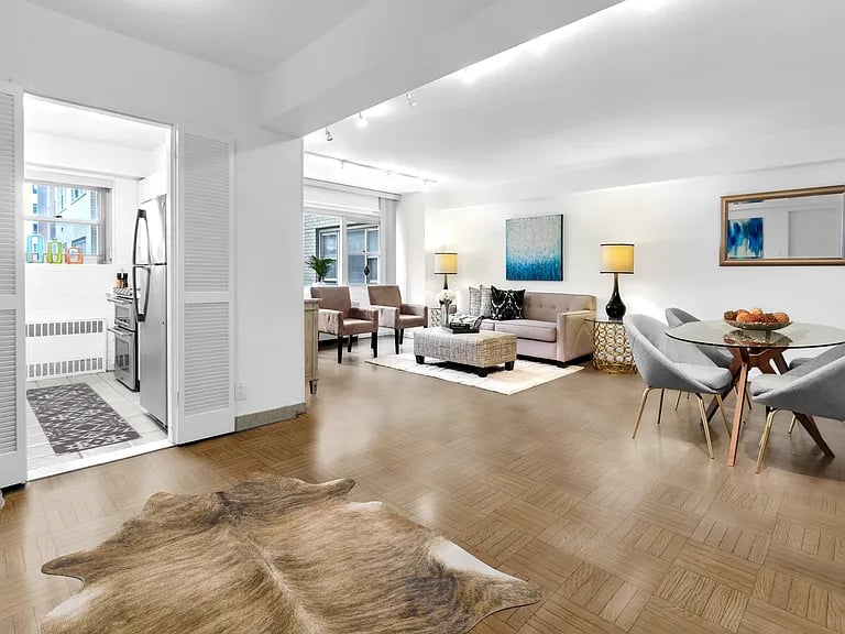 345 E 56th St, #7K