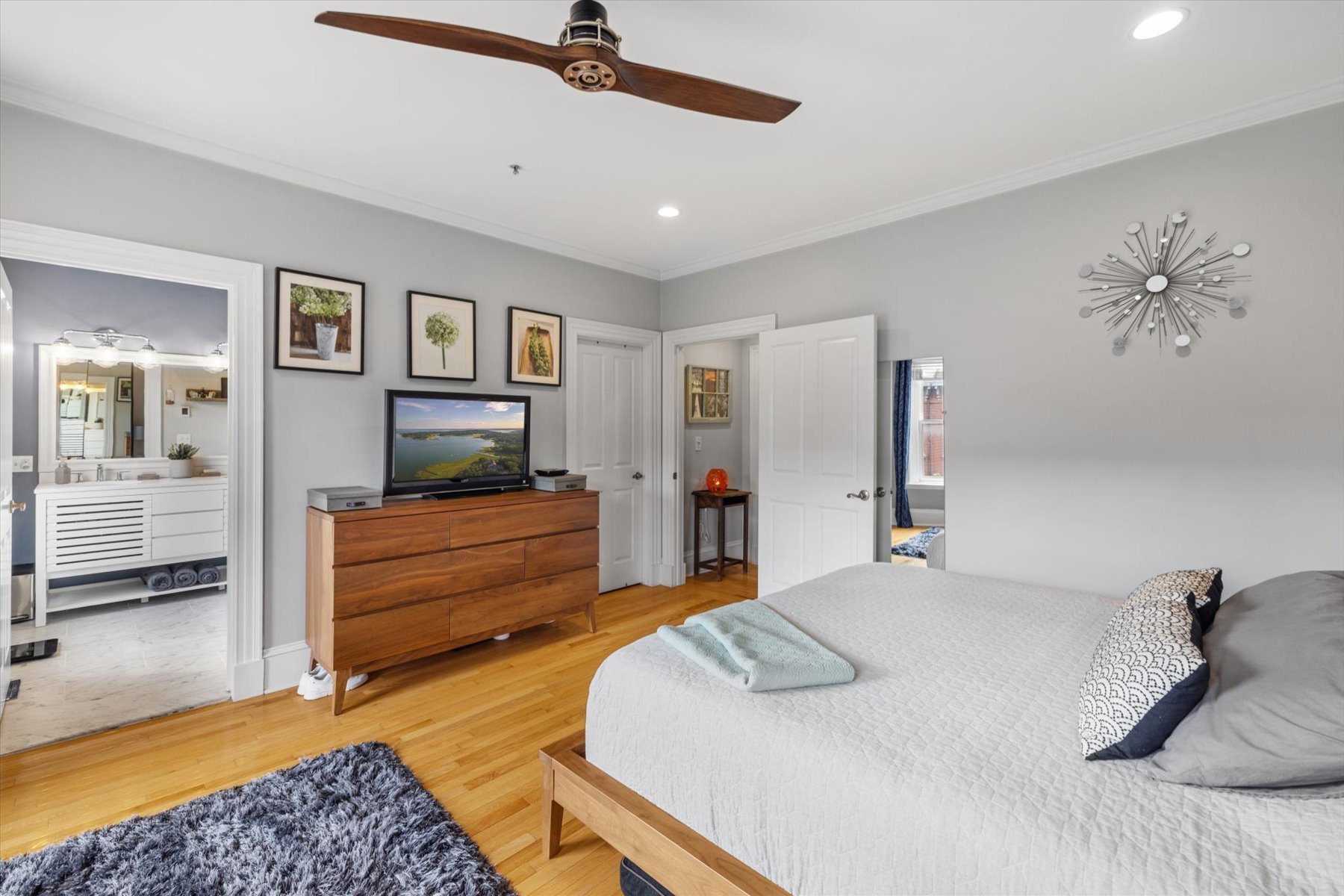 578 Massachusetts Ave Unit 3