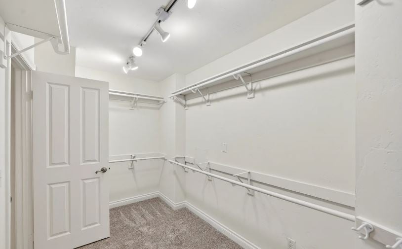 3081 Dow Pl, San Diego, CA 92117