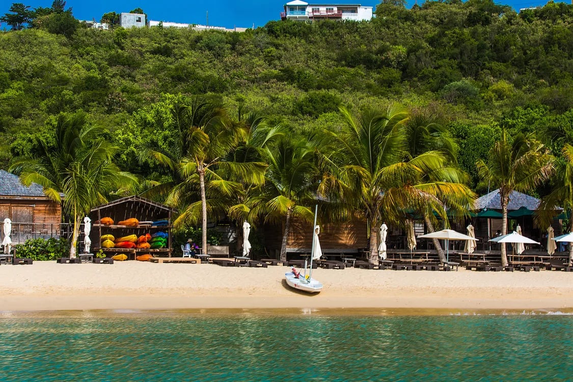 Ce blue Villa