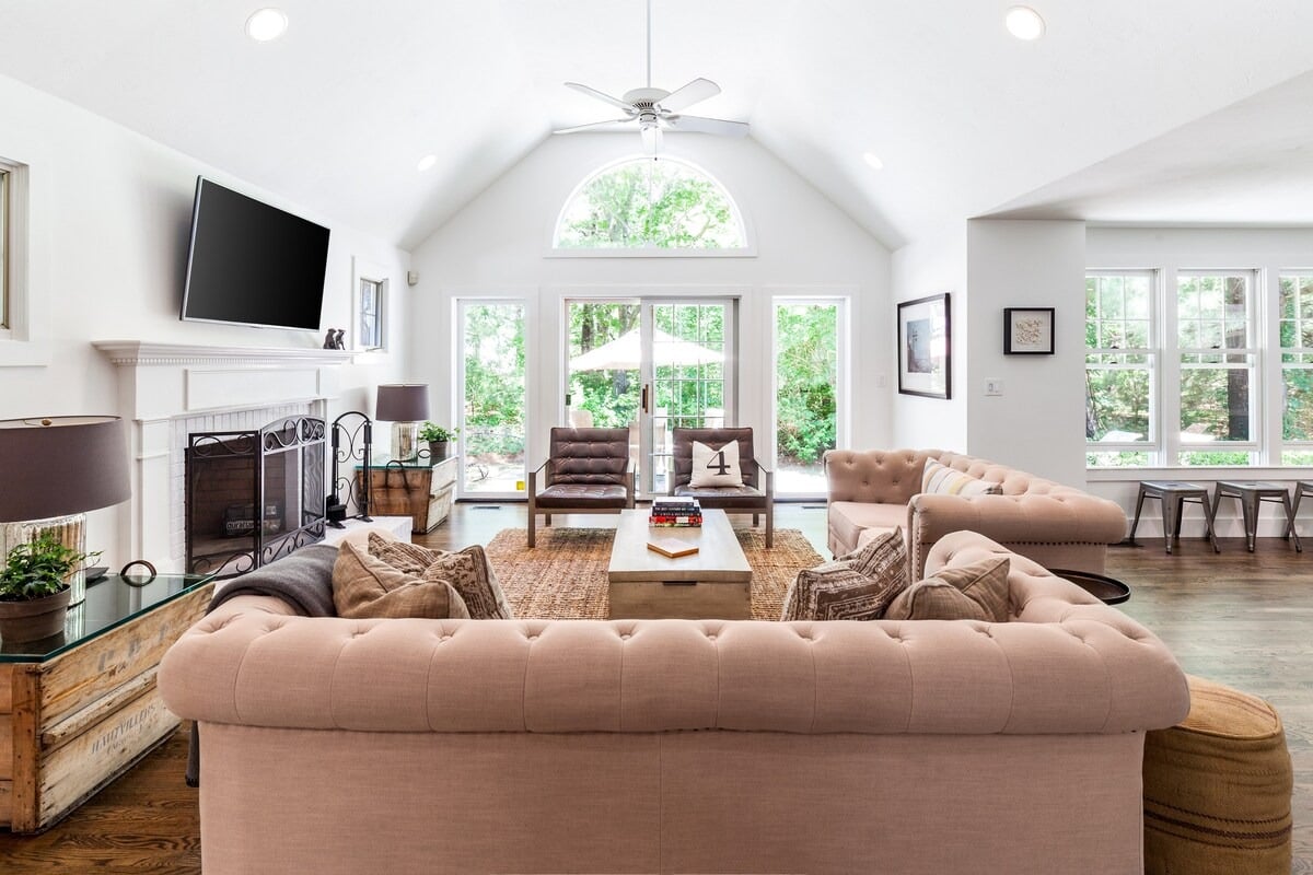 Luxury 5 Bedroom Katama Estate With Pool & Hot Tub