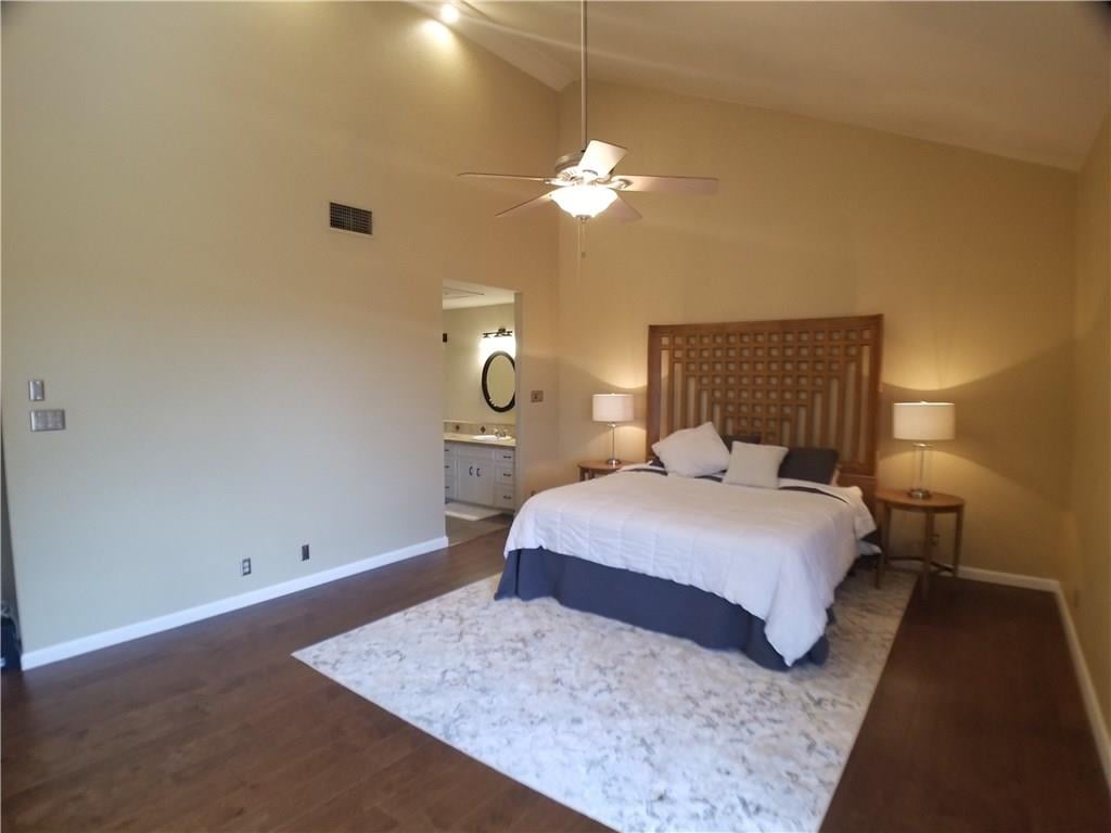 1904 Cypress Pt W
