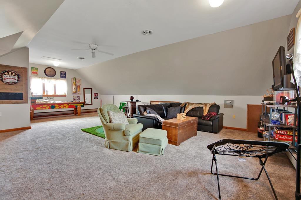 12 Hillcrest Circle