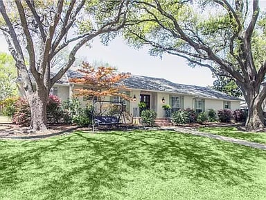 303 W Shore Dr