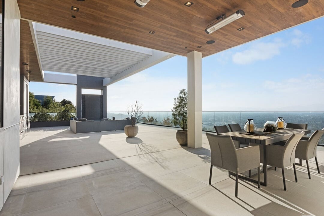 Evercrest Reserve, Mulholland Dr, 90046