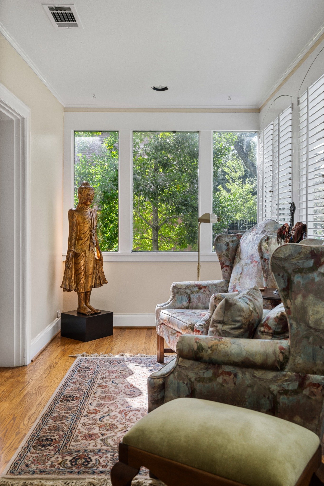 2126 Dryden