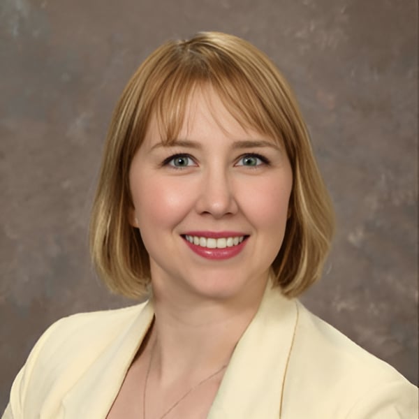 Mary Reese Owatonna, MN Real Estate Agent Headshot