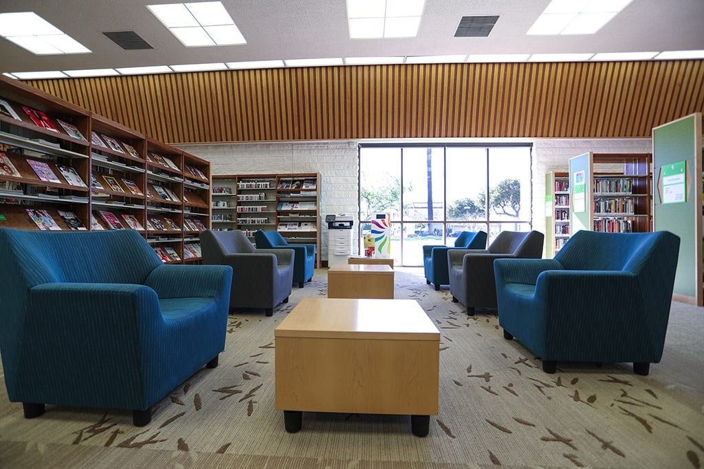 Reading and sitting area inside Lomita Library