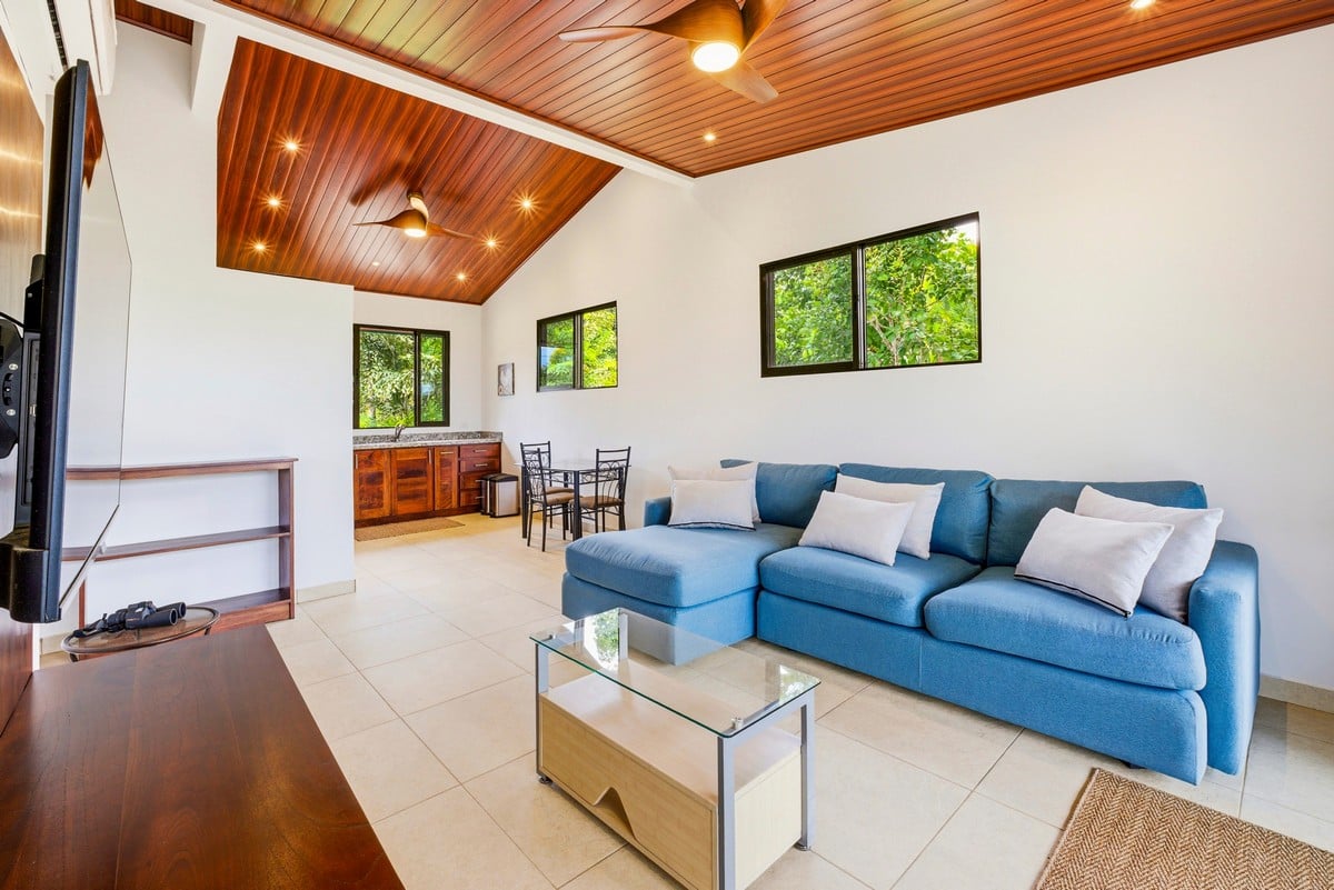 1.62 ACRES – Luxury 3 Bedroom Home Plus Guest House With Breathtaking Valley Views & Private Creek Access, Private Mountain Retreat!!!