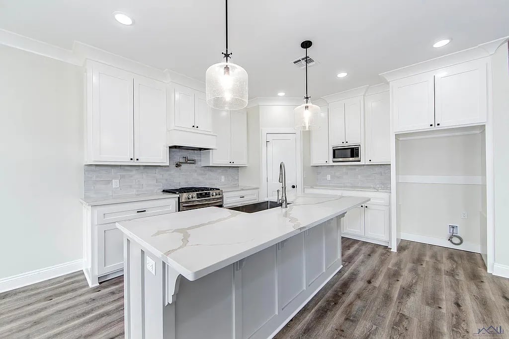 511 Lancaster Dr